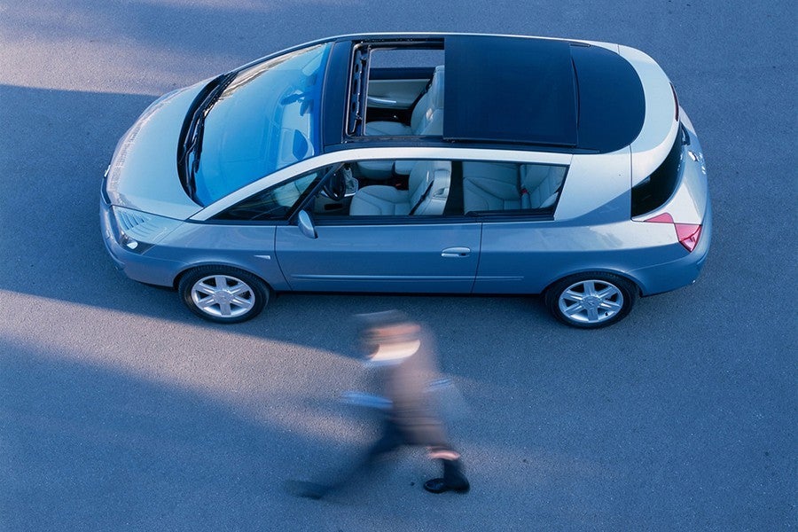 Renault se arriesgó mucho con el Avantime, y salió mal.