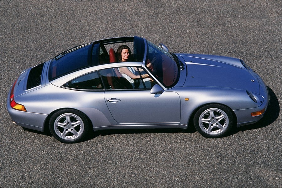 Con el 993 se abandonó la forma característica de los Targa.