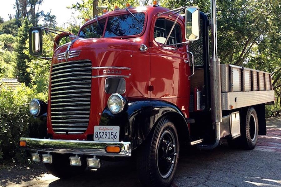 Dodge COE «Stake-Bed» de 1947 de Van Halen