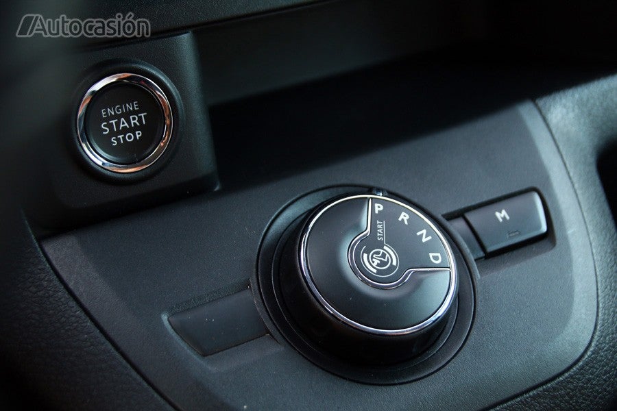La transmisión automática EAT8 es exclusiva del diésel más potente.