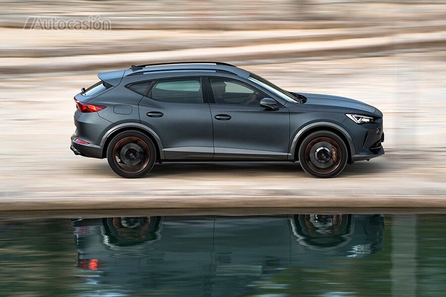 El motor 2.0 TSI mantiene su elevado rendimiento.