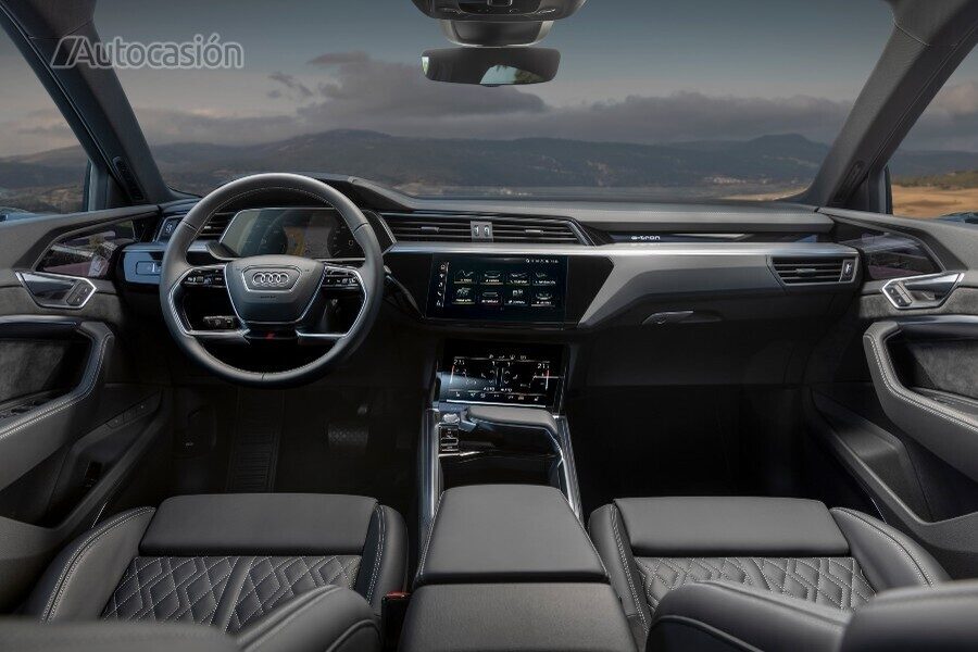 Audi e-tron Sportback 2020 interior.