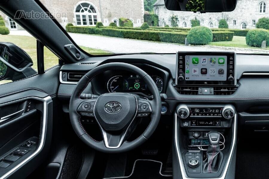 Toyota RAV4 híbrido enchufable interior