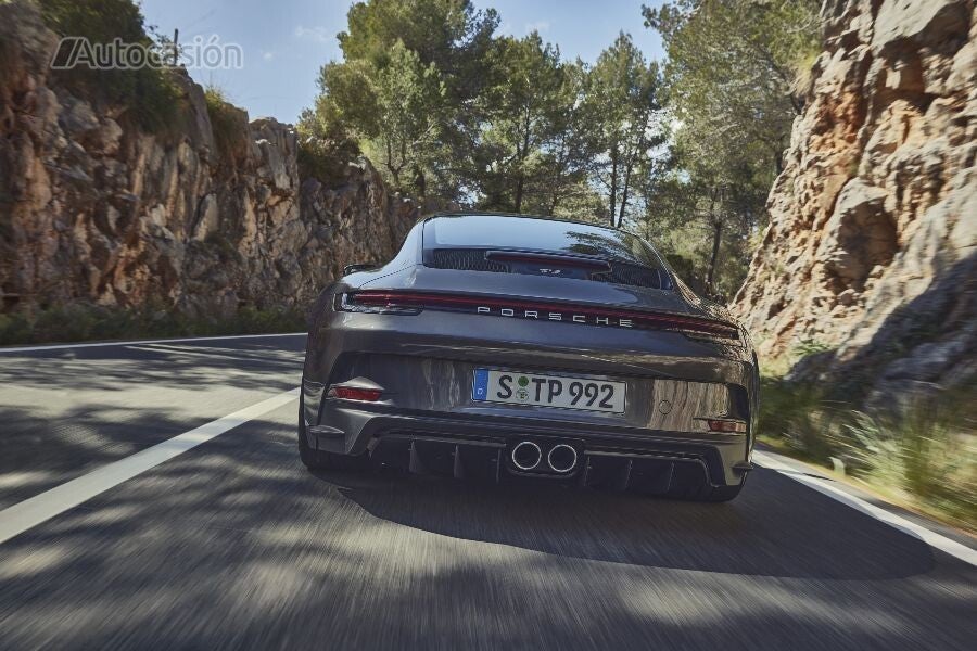 Porsche 911 GT3 Touring 2021 exterior