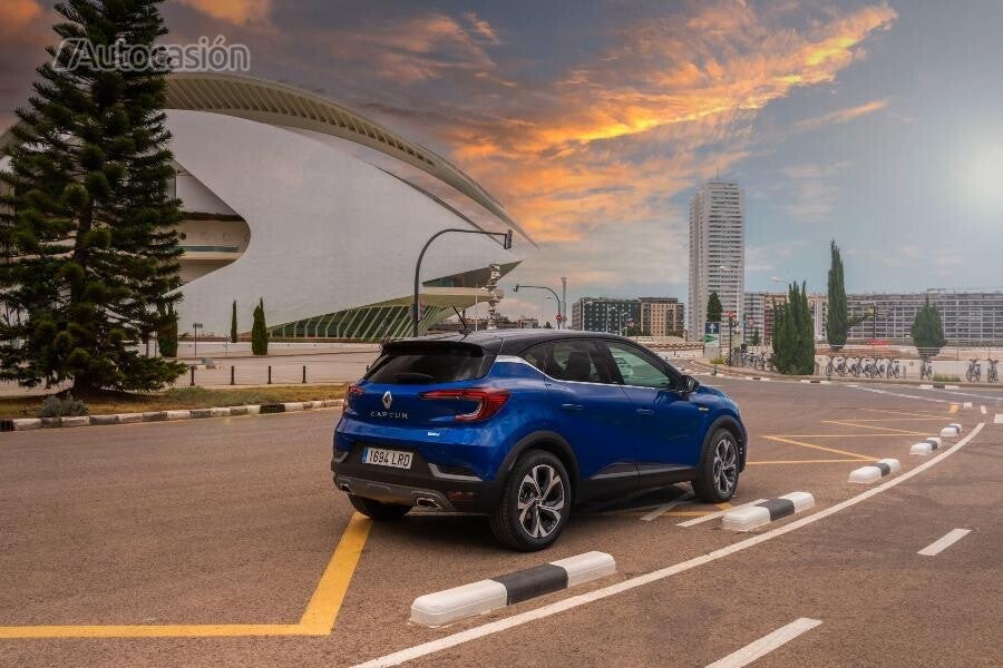 Renault Captur E-Tech híbrido 2021 exterior