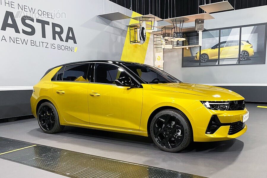 El nuevo Opel Astra midel 4,37 metros de largo.