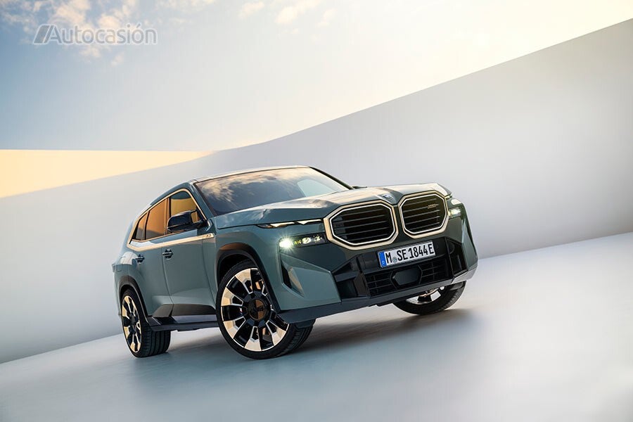 El BMW XM monta llantas de 21, 22 o 23 pulgadas.
