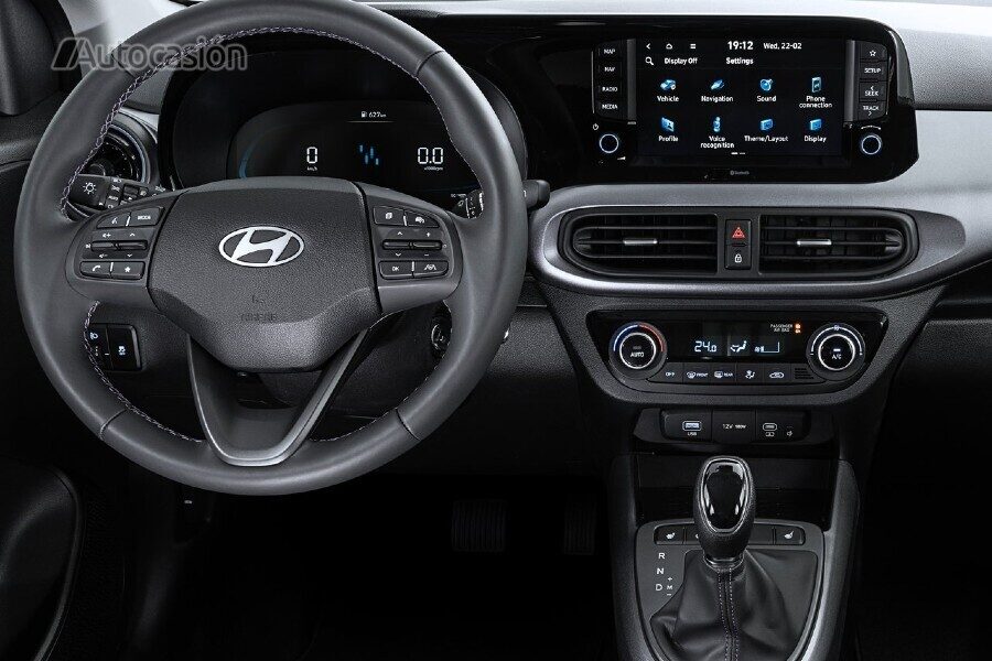 Hyundai i10 2023 interior
