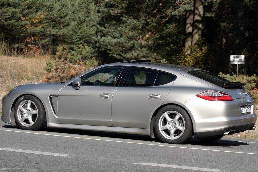 Porsche Panamera 4