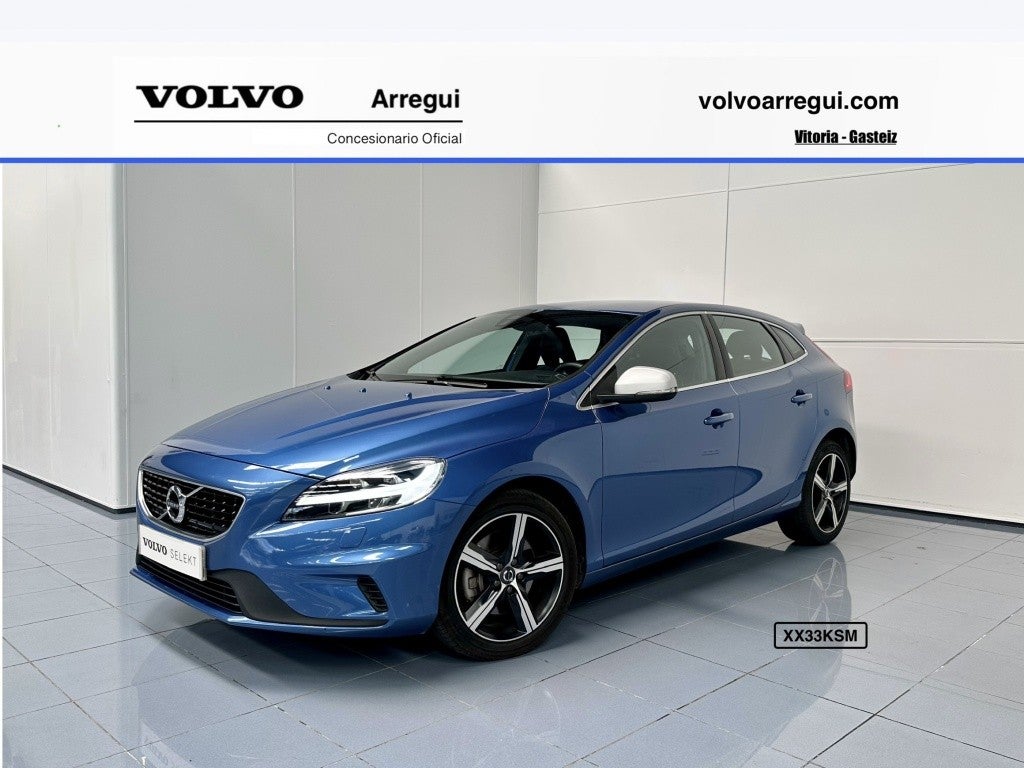 VOLVO V40 V40 T3 R-Design Momentum Aut.