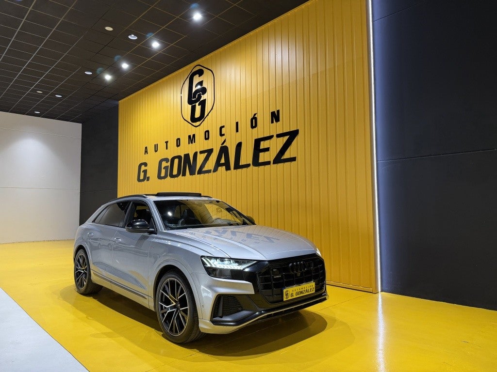AUDI Q8 Q8 50 TDI Black line quattro tiptronic