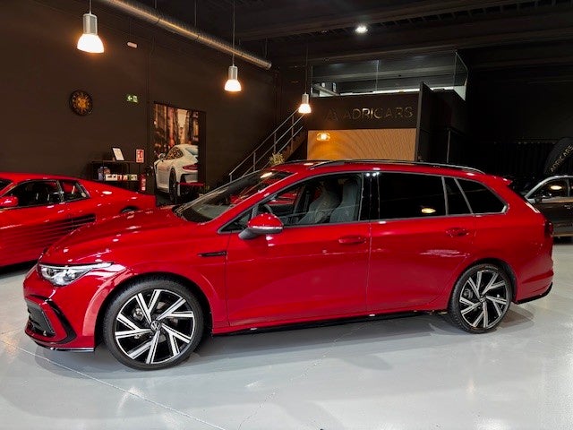 VOLKSWAGEN Golf Golf Variant 1.5 eTSI R-Line DSG 110kW