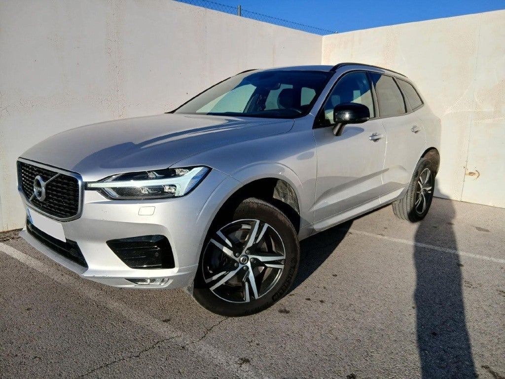 VOLVO XC60 XC60 B4 R-Design AWD Aut.