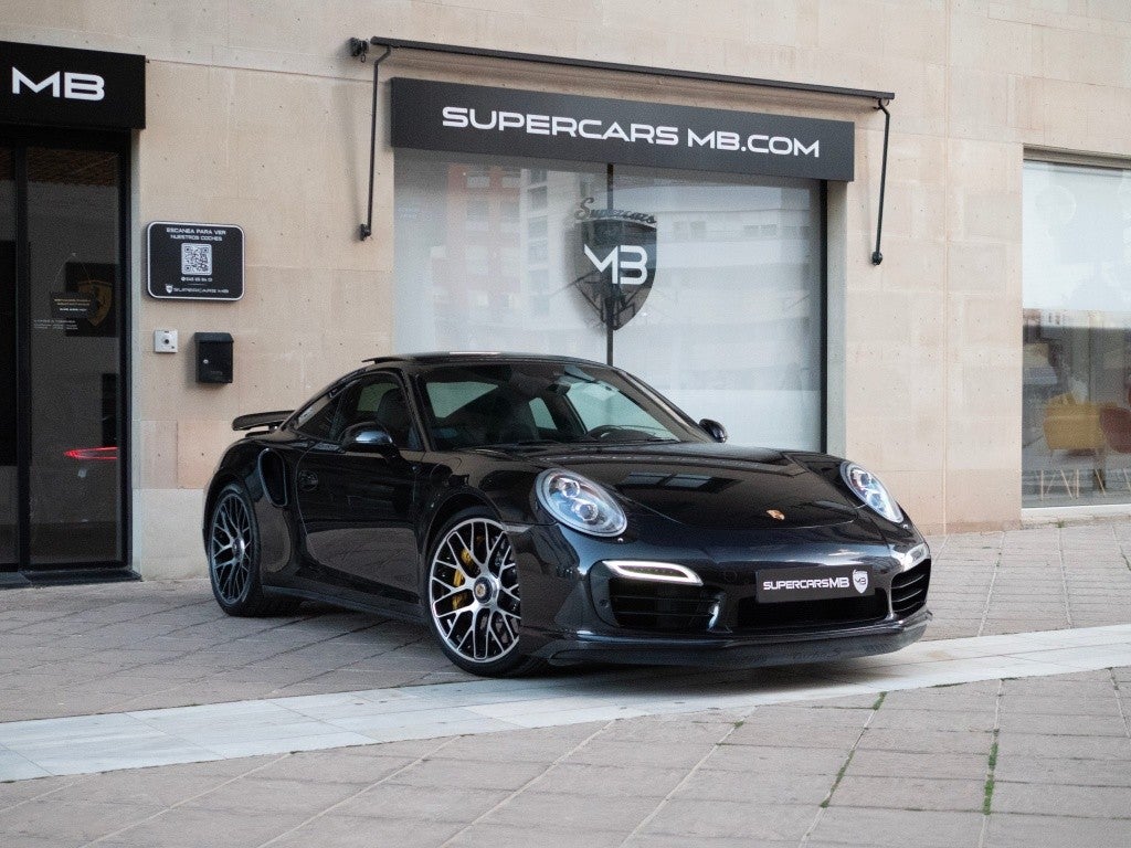 PORSCHE 911 911 Turbo S Coupé PDK