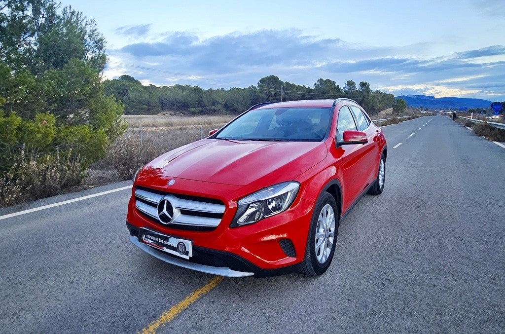 MERCEDES-BENZ Clase GLA GLA 200d Style 7G-DCT