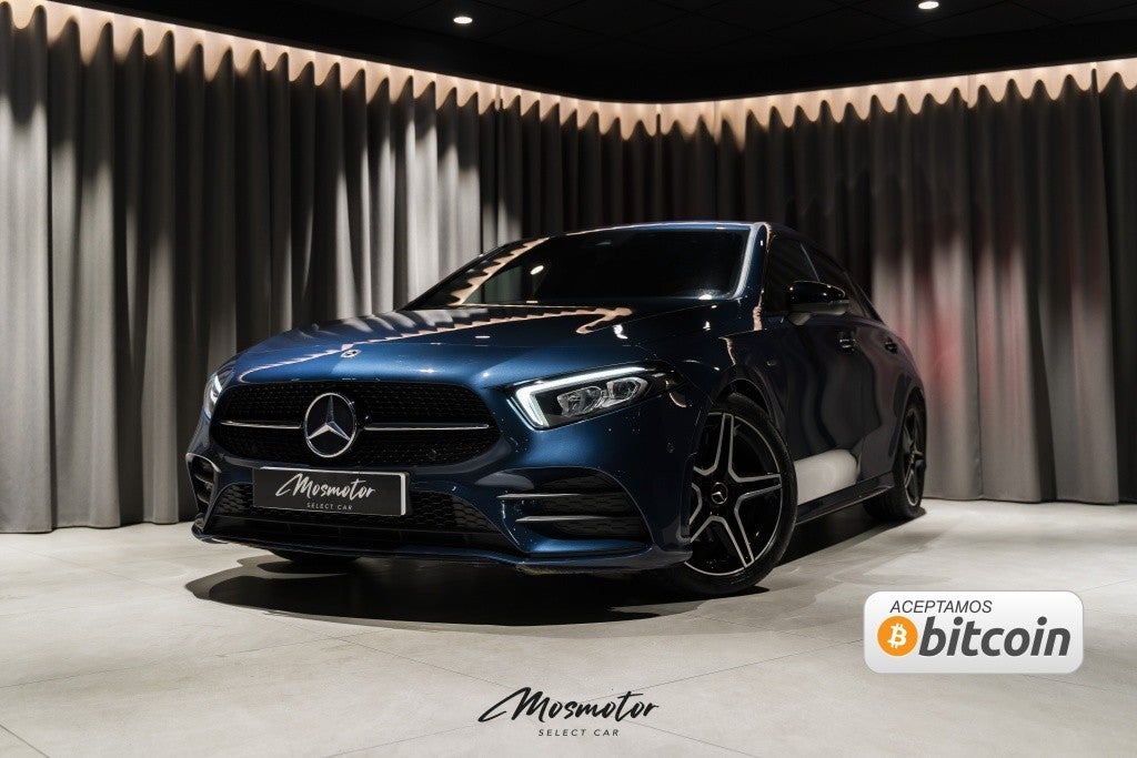 MERCEDES-BENZ Clase A A 200d Sedán 8G-DCT