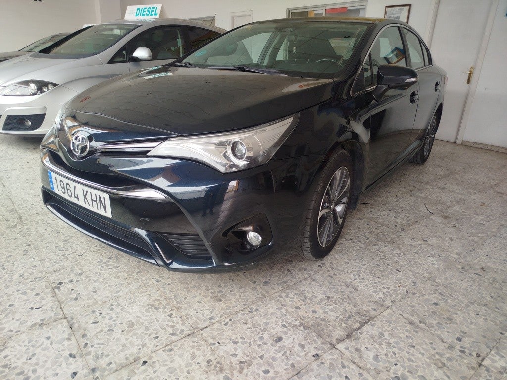 TOYOTA Avensis Avensis 150D Advance
