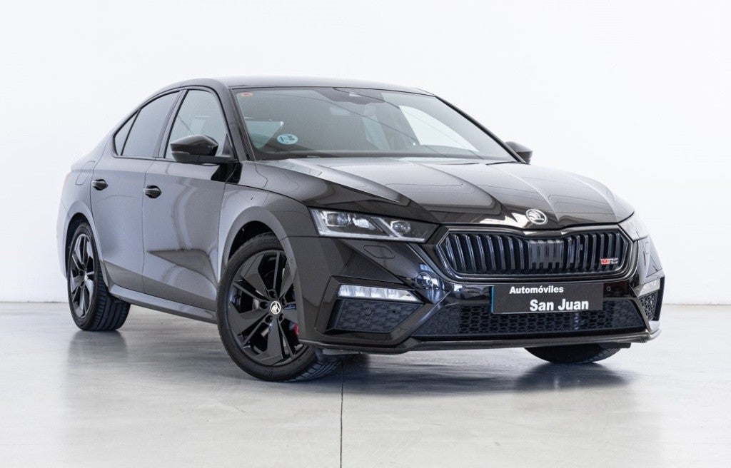 SKODA Octavia Octavia 2.0 TSI RS DSG 180kW