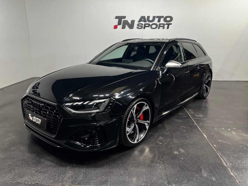 AUDI A4 RS4 Avant TFSI quattro tiptronic