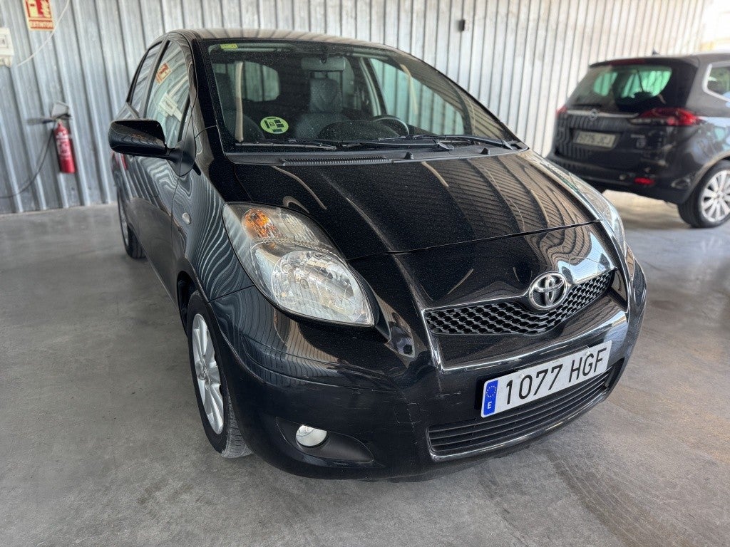 TOYOTA Yaris Yaris 1.4D-4D Connect