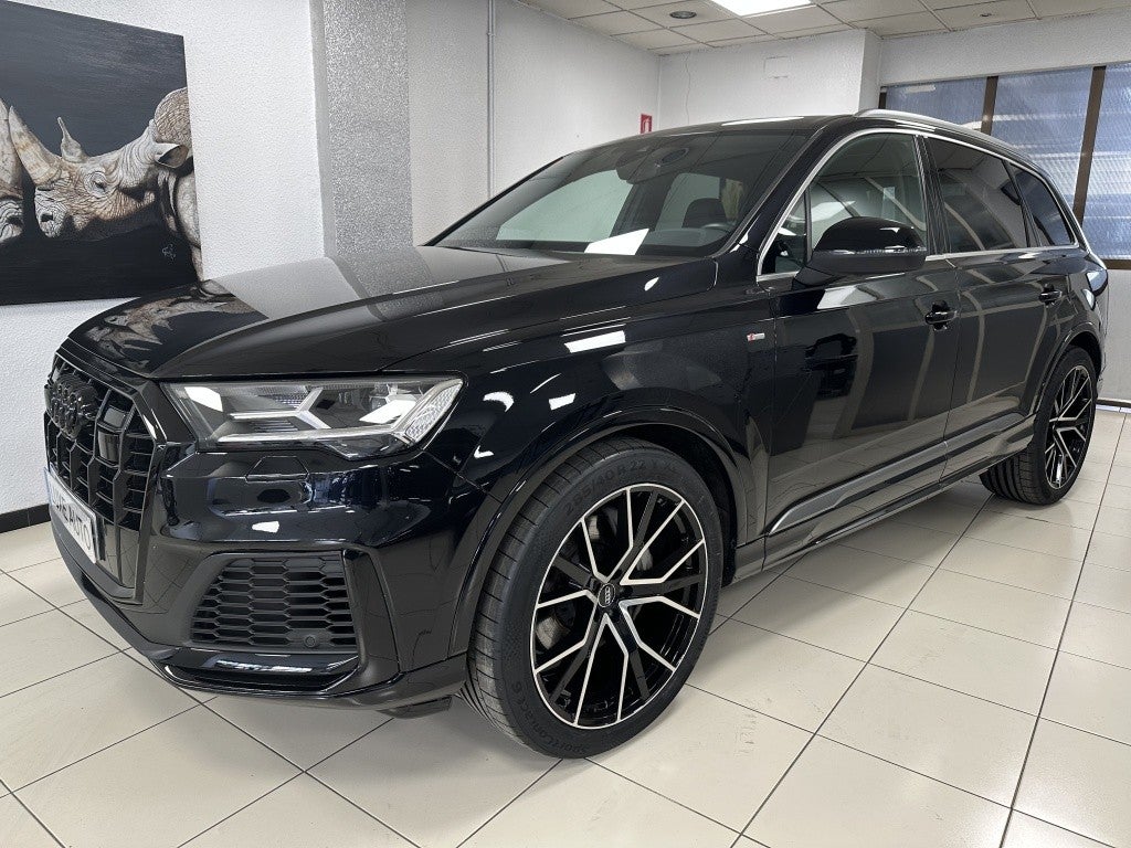 AUDI Q7 Q7 50 TDI quattro Launch Edition
