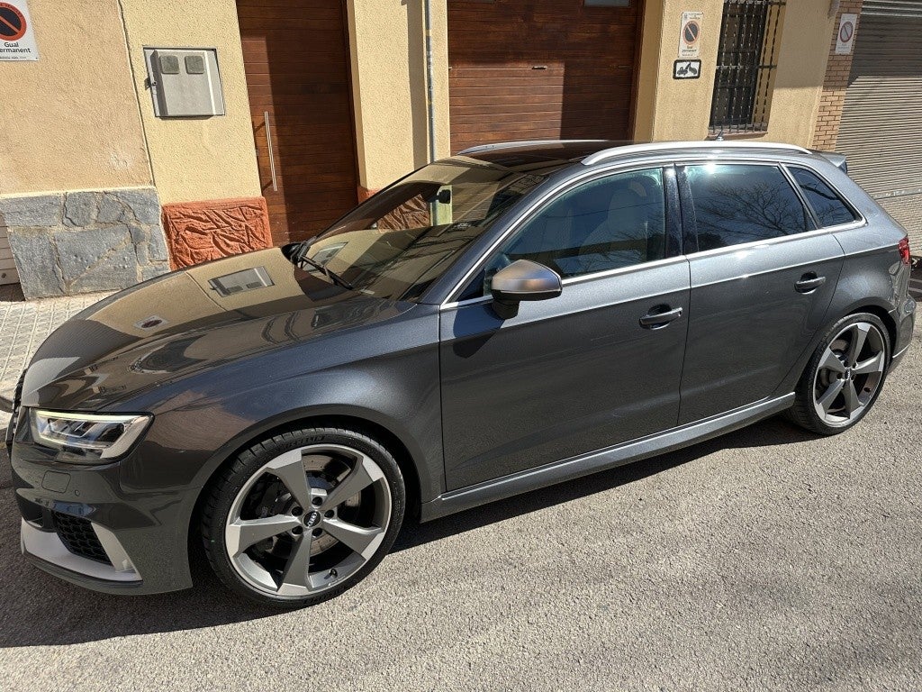 AUDI A3 RS3 Sportback quattro S tronic 294kW
