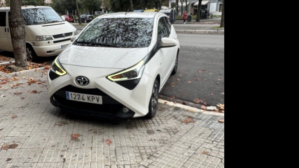 TOYOTA Aygo Aygo 70 x-cite
