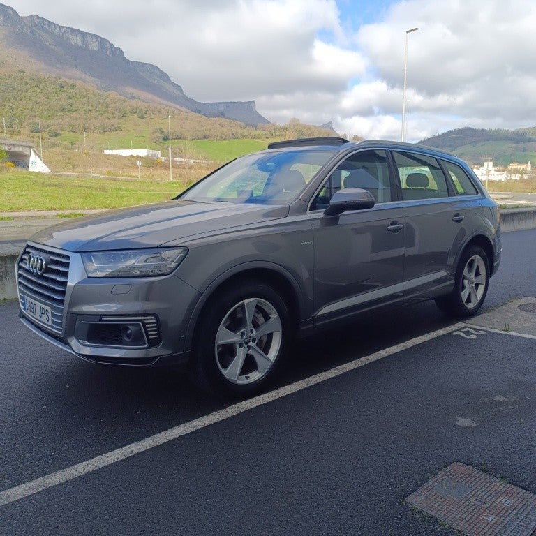 AUDI Q7 Q7 3.0TDI e-tron design quattro Tiptronic