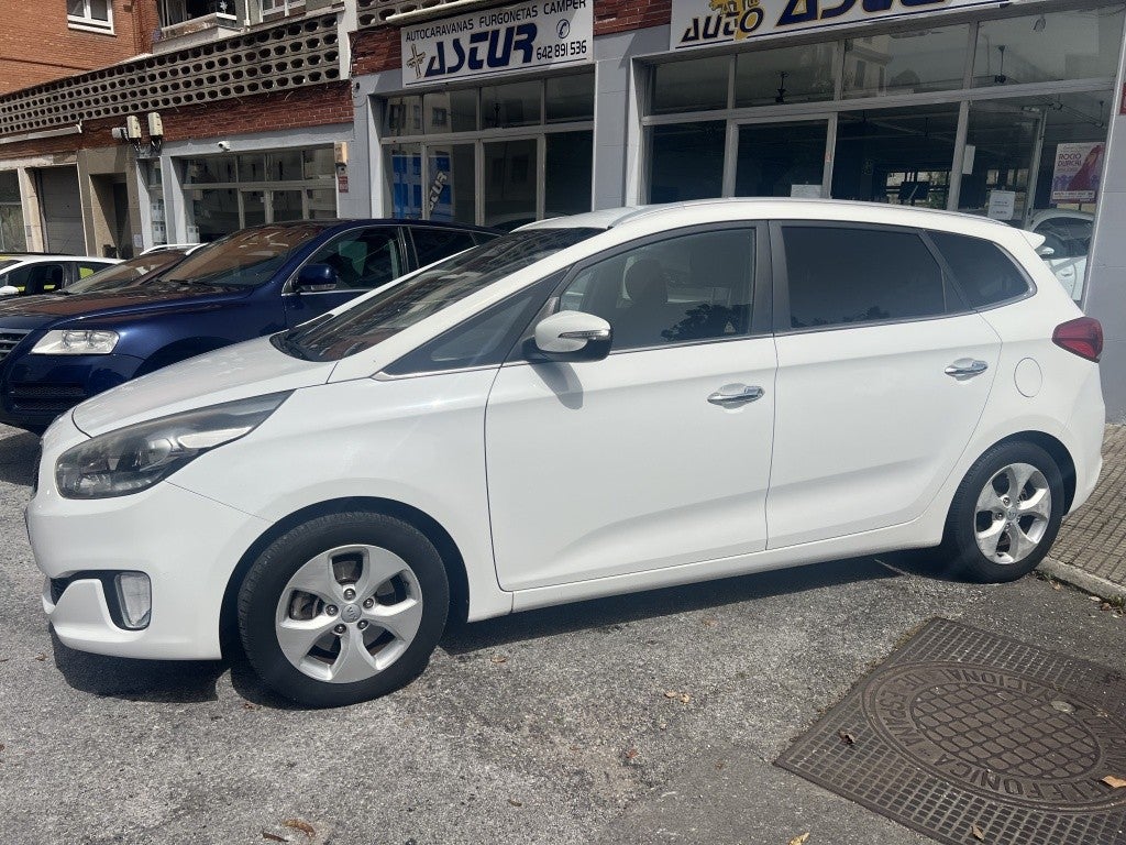 KIA Carens Carens 1.7CRDi Drive 136