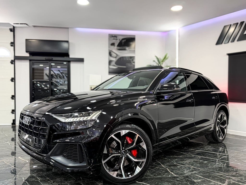 AUDI Q8 Q8 50 TDI Black line plus quattro tiptronic