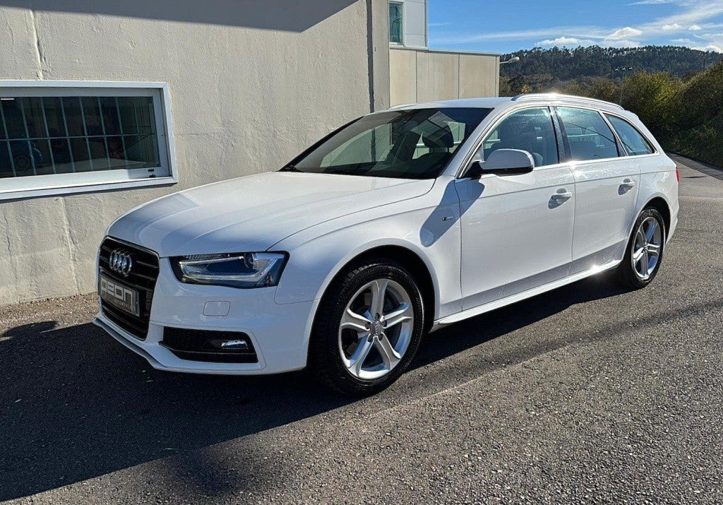 AUDI A4 A4 Avant 2.0TDI CD S line edition 150