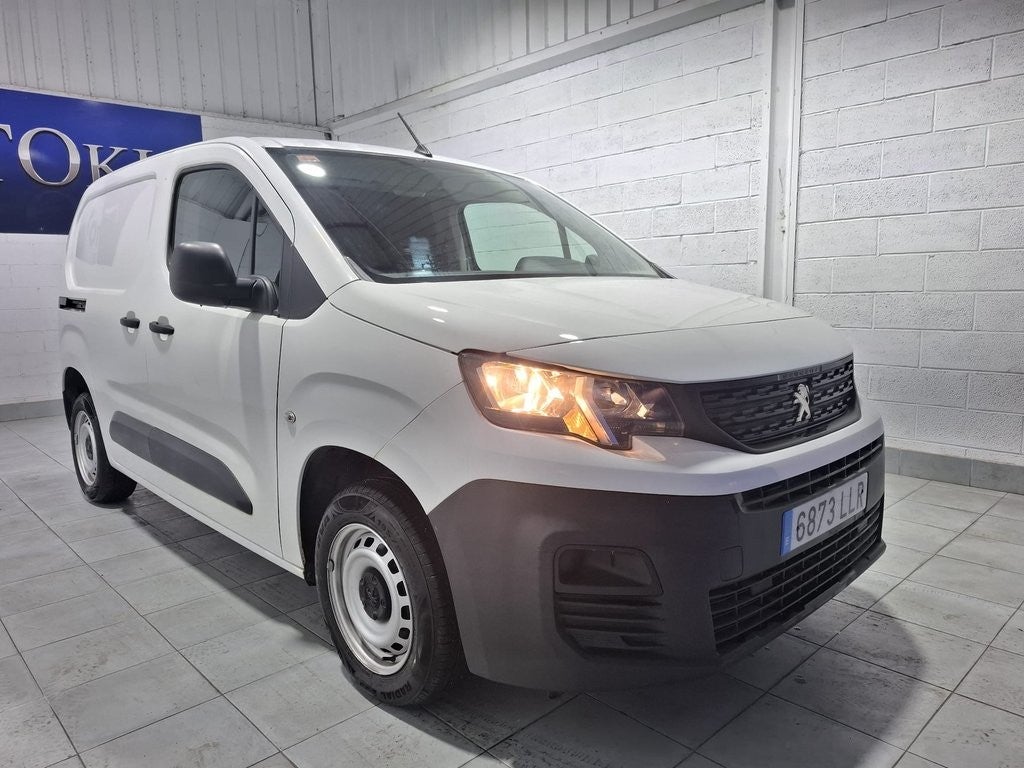 PEUGEOT Partner Pro Standard 600kg BlueHDi 55kW