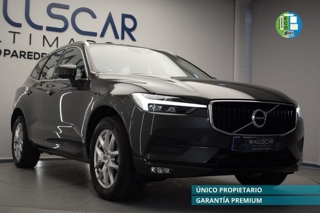 VOLVO XC60 2.0 B4 D Momentum Pro Auto