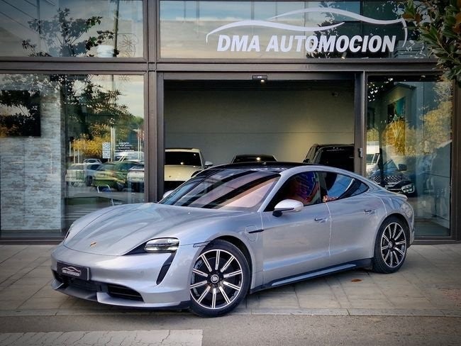 PORSCHE Taycan TURBO