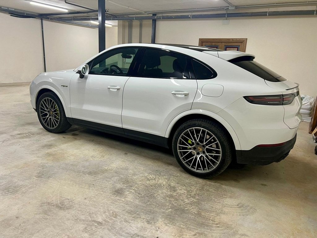 PORSCHE Cayenne E-Hybrid