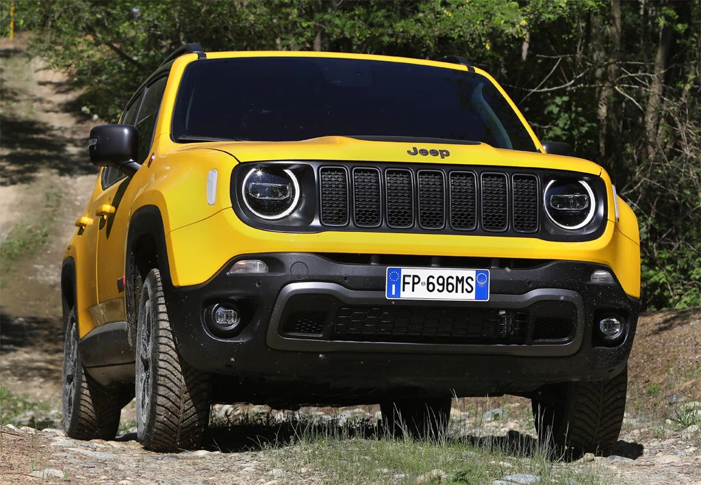 Probamos las nuevas versiones híbridas del Jeep Renegade y Compass 2022