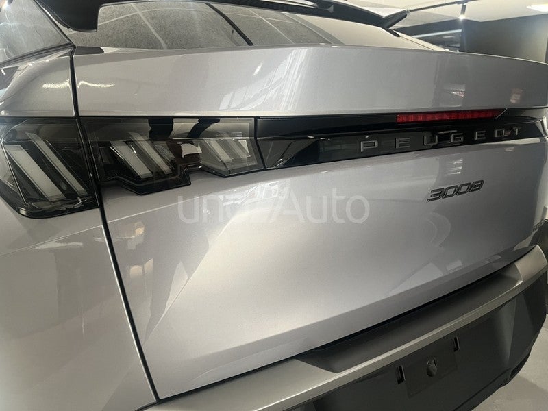 3008 Hybrid 136 Allure eDCS6