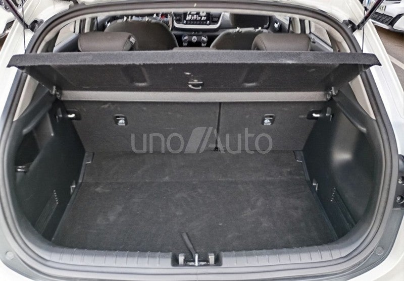 Stonic 1.0 T-GDi MHEV Concept 100