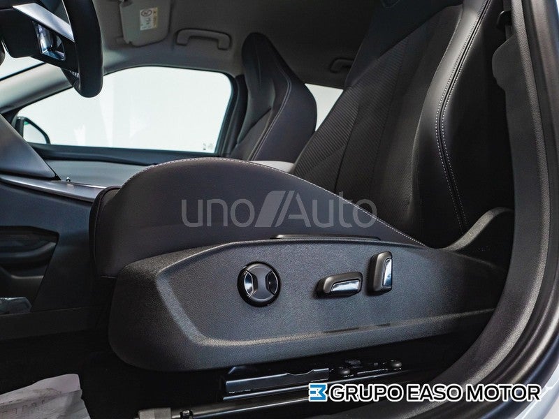 Explorer RWD Rango Estandar Style 52kWh