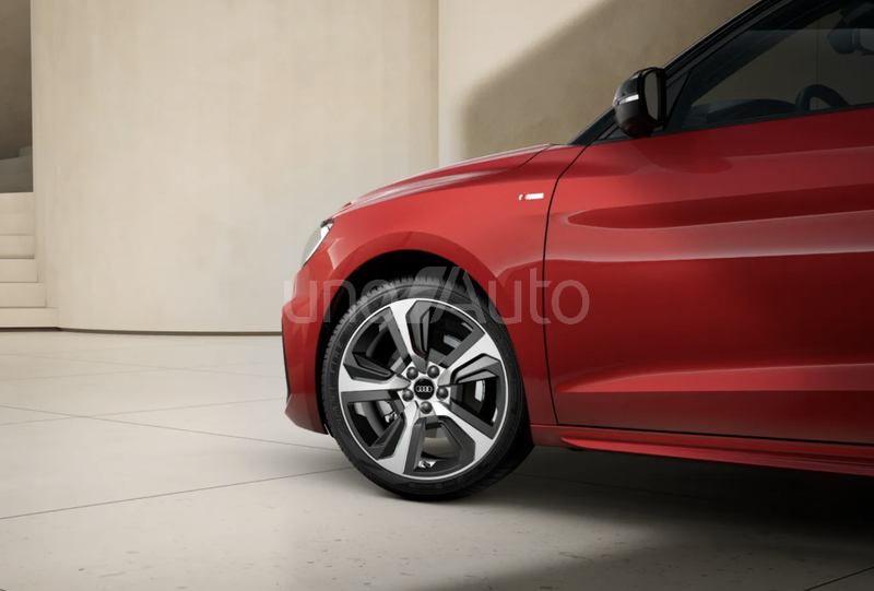 A1 Sportback 30 TFSI Adrenalin 85kW