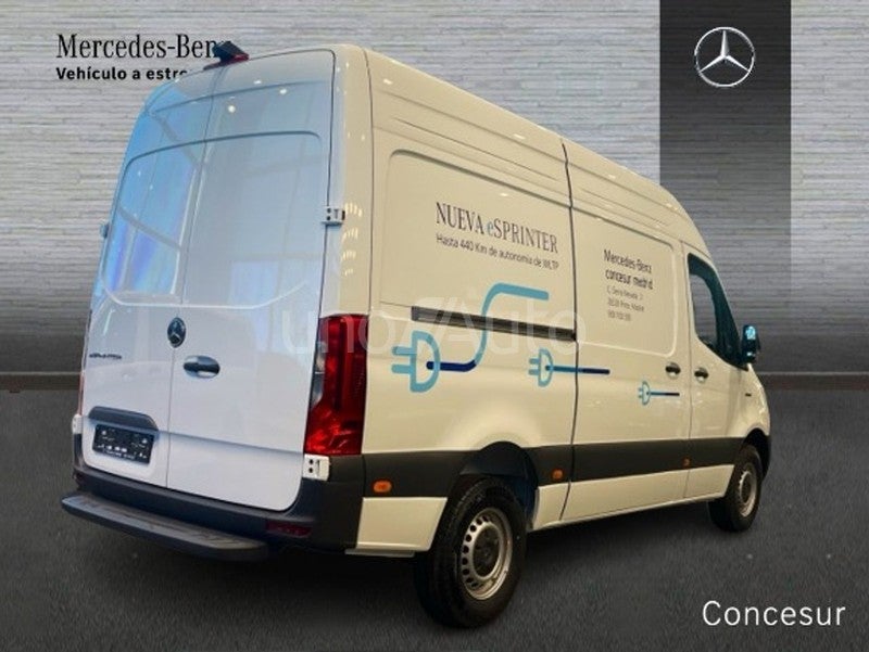 eSprinter Furgón 320 Medio Pro