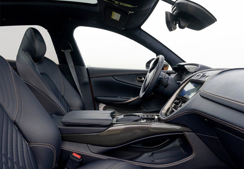 DBX 4.0 AWD Aut.