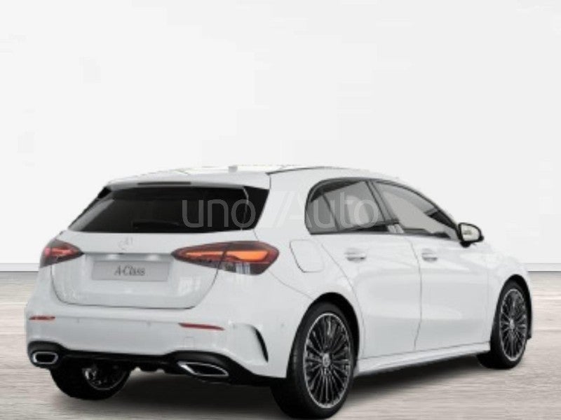 CLASE A 250 e con tecnología híbrida EQ