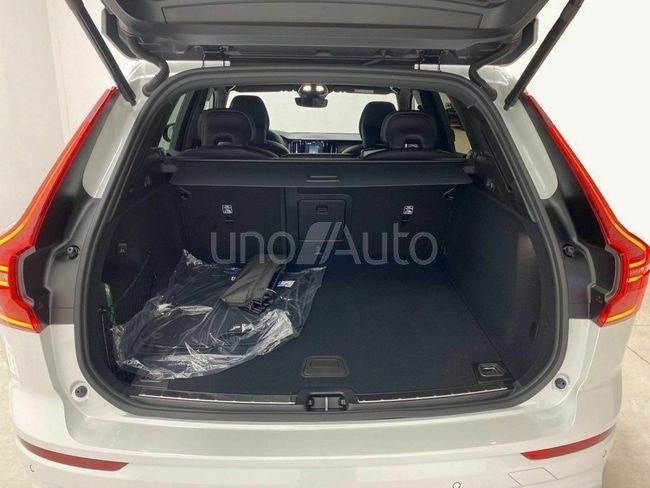 2.0 B5 G AWD Plus Dark Auto