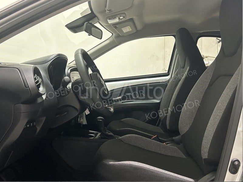 Aygo X Cross Play