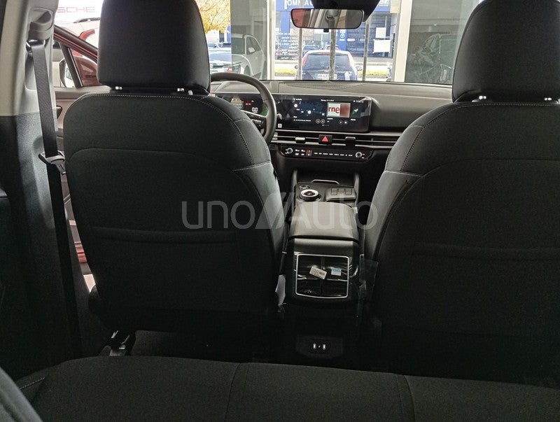 Sportage 1.6 T-GDi HEV Concept 239