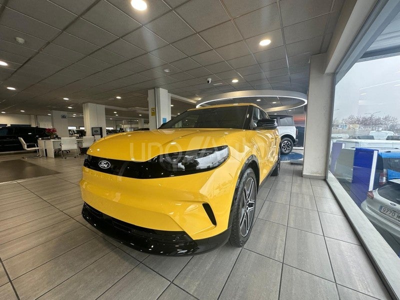 Capri RWD Rango Standard Premium 52kWh