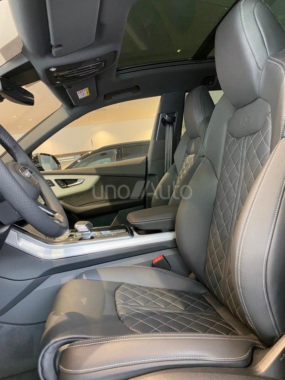Q8 TFSIe Black line quattro tiptronic 290kW