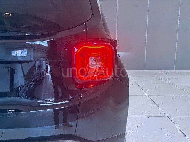 Renegade 1.5 MHEV North Star