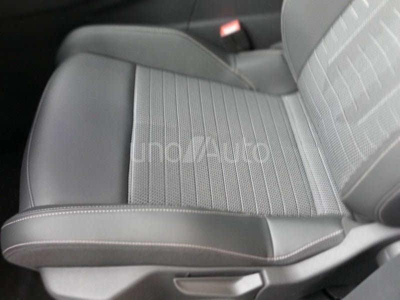 3008 Hybrid Allure eDCS6 145